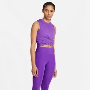Nike Women's Dri-FIT Cropped Twist Training Tank Top
